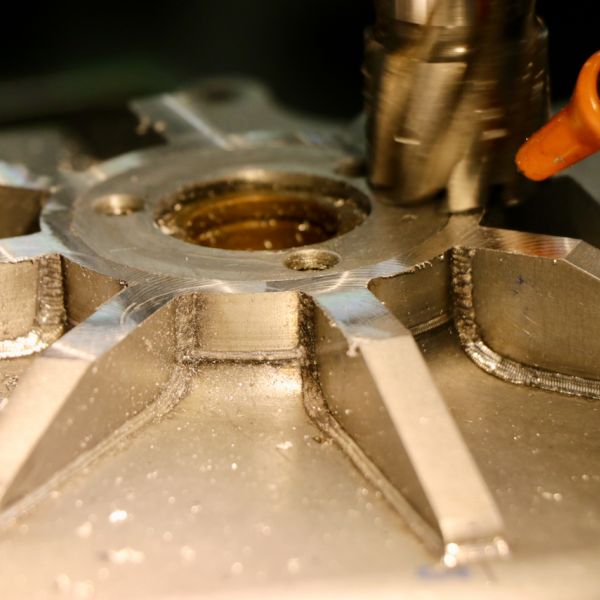 Laserschweissen MAG - Motosacoche-Motor